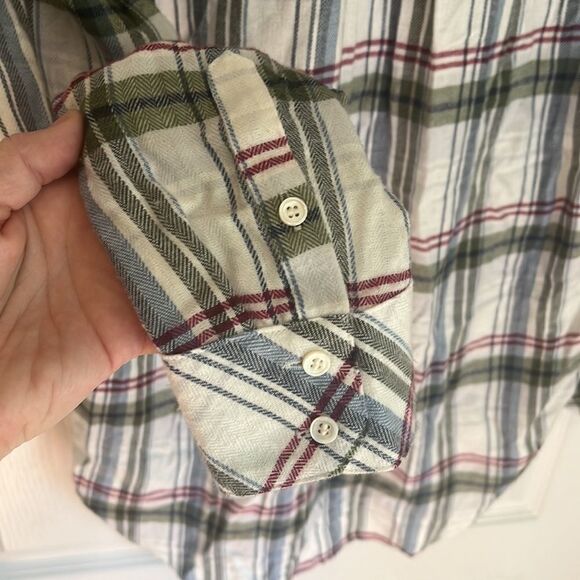 Westbound Plaid Tunic 3 button blouse - Picture 6 of 7